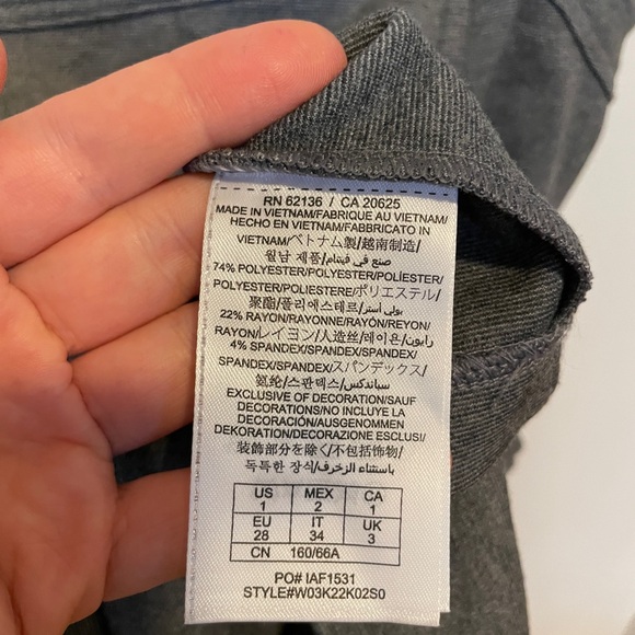 GUESS short fitted dress - Picture 4 of 4